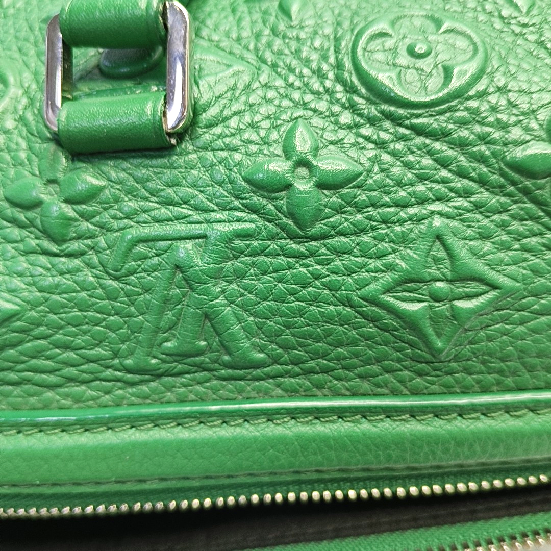 LOUIS VUITTON NEO PAPILLON Green leather monogram embossed Boston bag shoulder bag handbag crossbody bag with silver hardware and removable shoulder strap-(SKU)-950486296