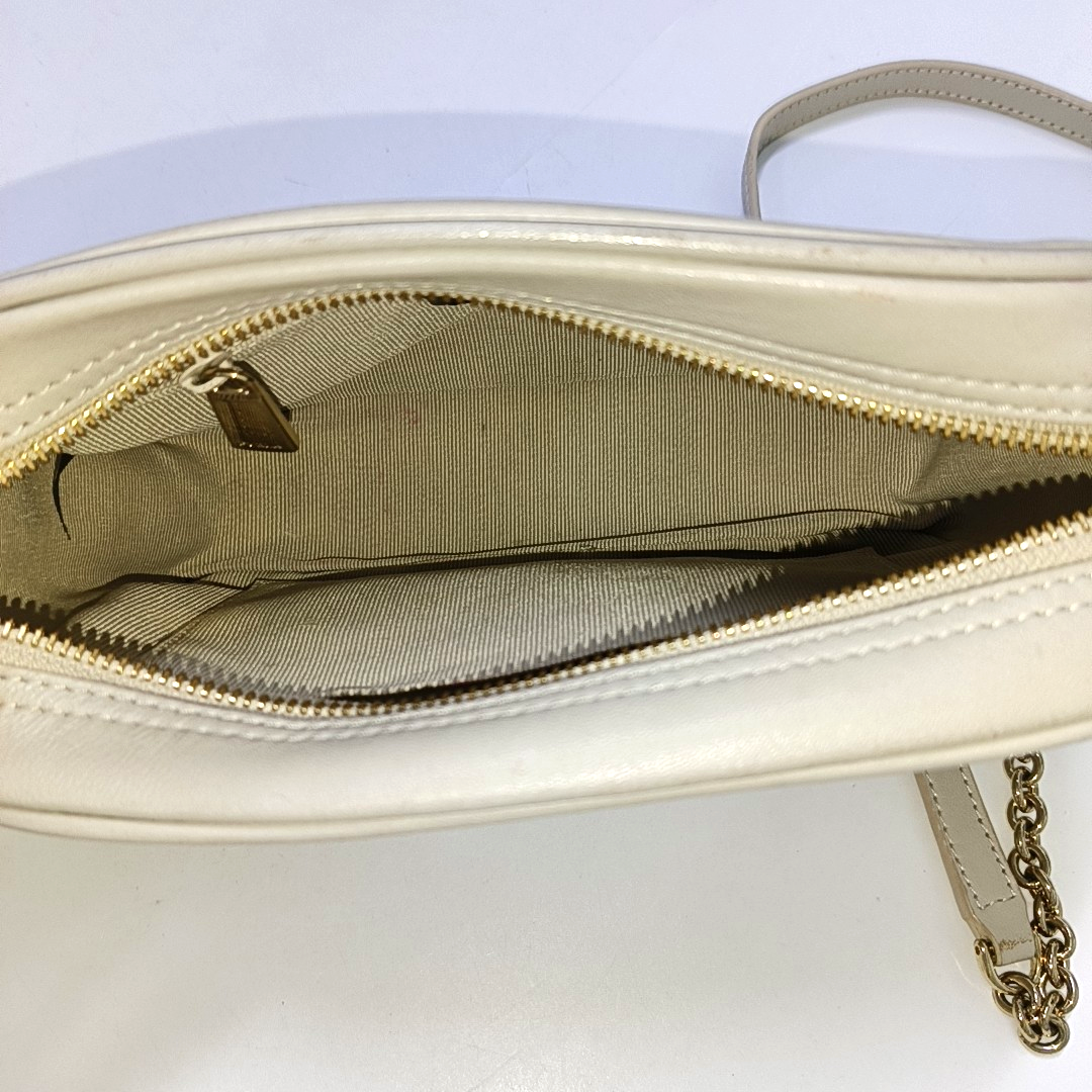 FURLA Camera Bag Light gray leather quilted crossbody single shoulder bag handbag Golden hardware Removable shoulder strap-(SKU)-941201203