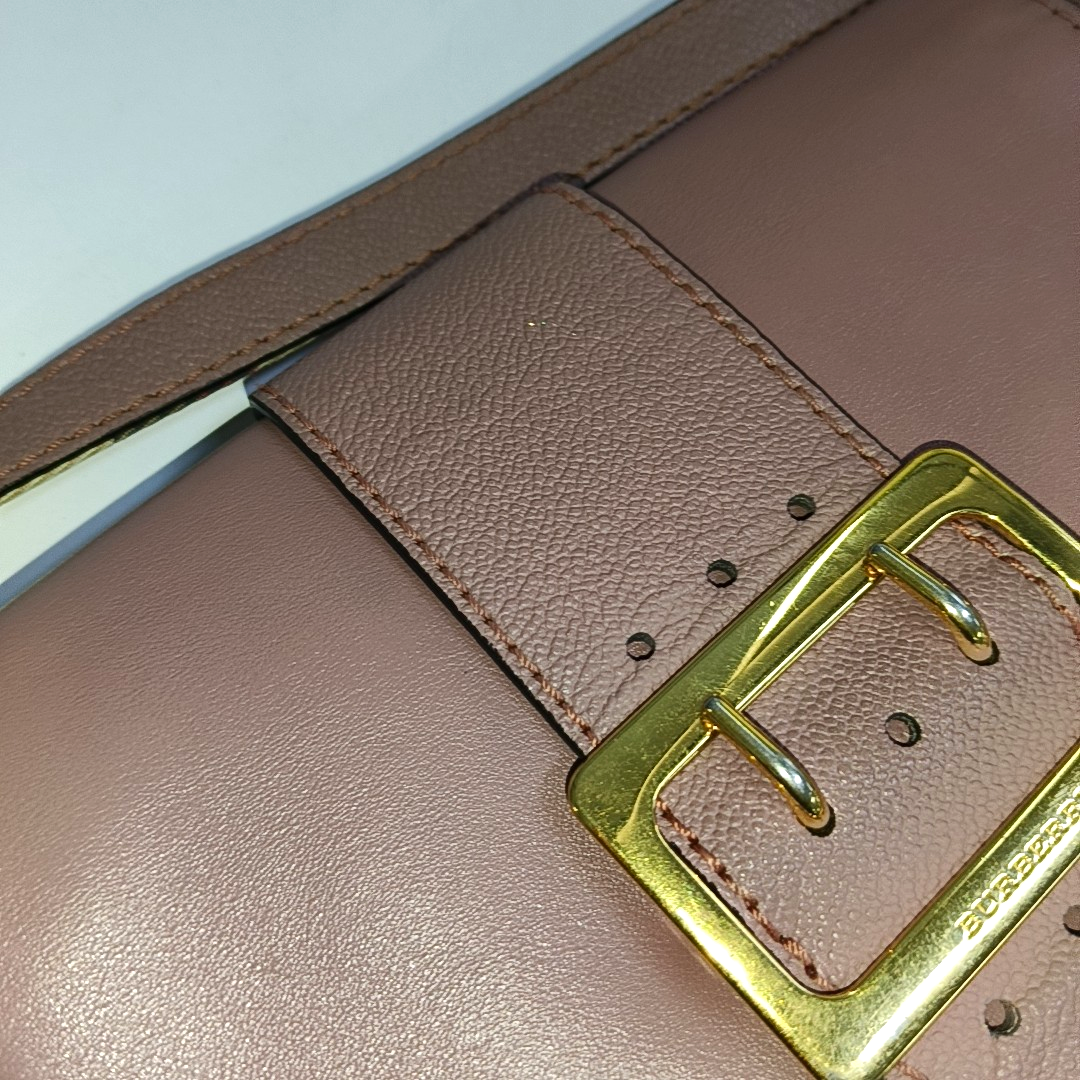BURBERRY Buckle Beige Leather Crossbody Bag Single Shoulder Bag Golden hardware Removable shoulder strap-(SKU)-940108436