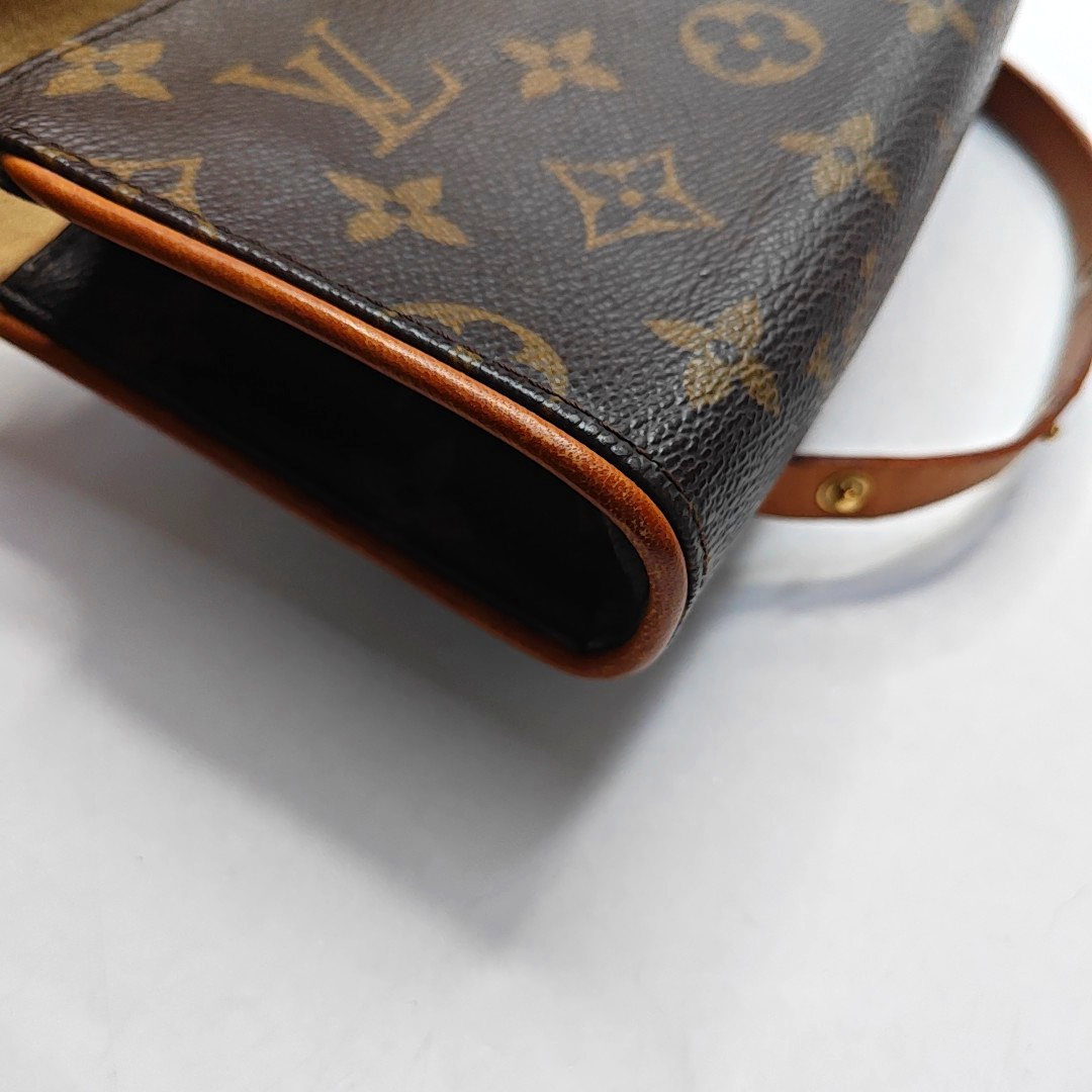 LOUIS VUITTON FLORENTINE Brown Coated Canvas Fanny Pack斜挎包腰包/胸包 Golden hardware Removable shoulder strap-(SKU)-946317120