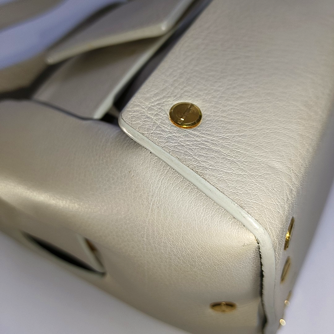 Yuzefi Beige Leather Single Shoulder Bag Golden hardware Removable shoulder strap-(SKU)-937551910