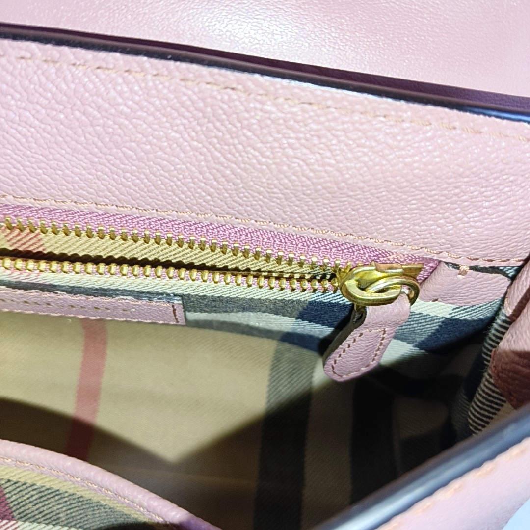 BURBERRY Buckle Beige Leather Crossbody Bag Single Shoulder Bag Golden hardware Removable shoulder strap-(SKU)-940108436