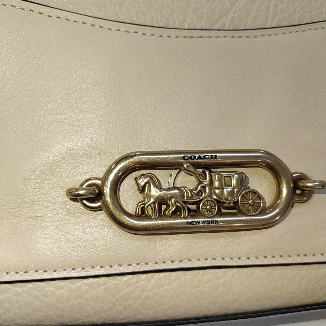 COACH 26 Beige leather carriage single shoulder bag, crossbody bag Golden hardware shoulder straps-(SKU)-933386227