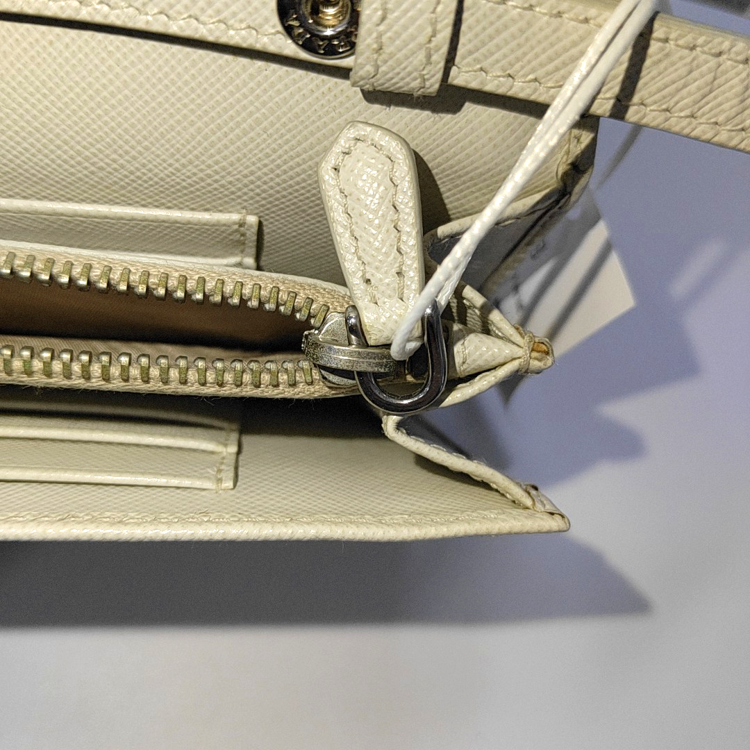 PRADA White Cowhide Crisscross Studs Single Shoulder Bag Crossbody Bag Silver Hardware Removable shoulder strap-(SKU)-935053572