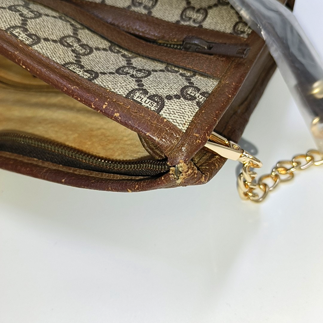 GUCCI Ebony Coated Canvas La Vieille Russie Handbag Golden hardware-(SKU)-945953928
