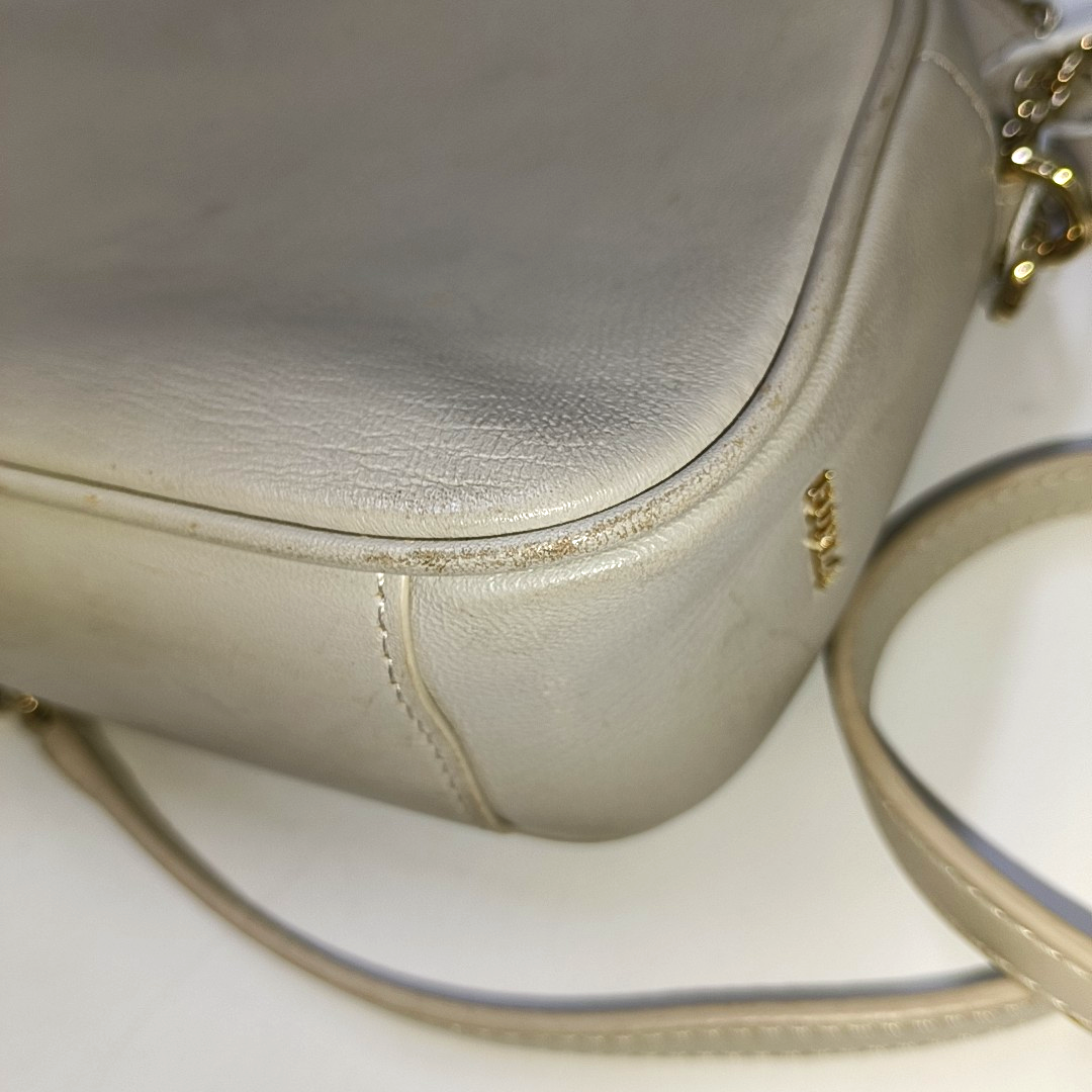 FURLA Camera Bag Light gray leather quilted crossbody single shoulder bag handbag Golden hardware Removable shoulder strap-(SKU)-941201203