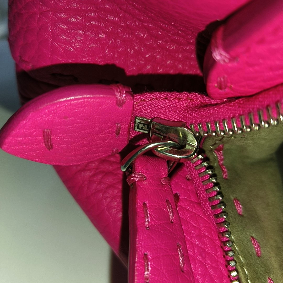 FENDI Tote bag Fuchsia cowhide handbag Silver Hardware-(SKU)-957044385