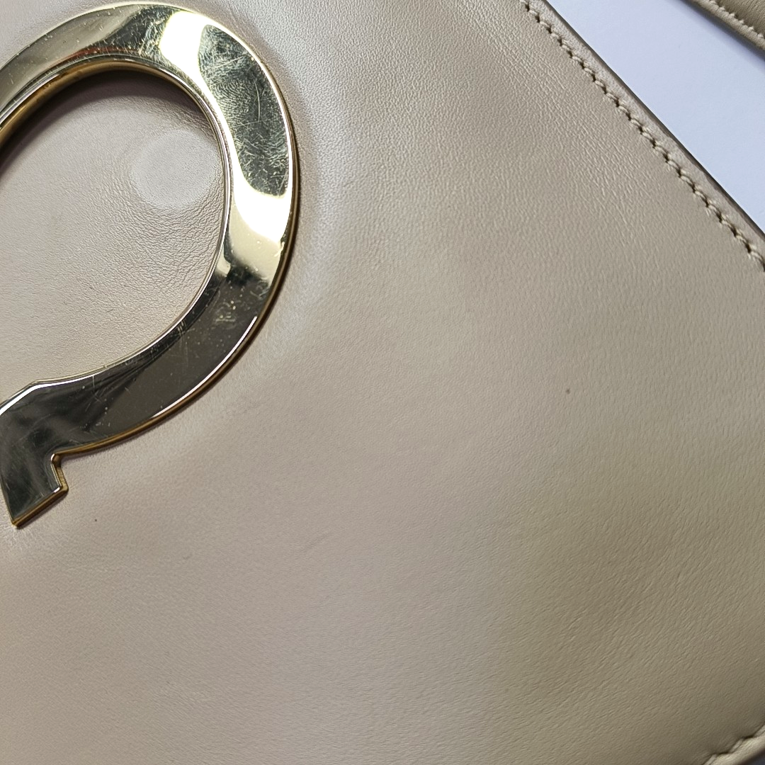 FERRAGAMO Thalia Khaki Calf Leather Crossbody Shoulder Bag Golden hardware Removable shoulder strap-(SKU)-943501059