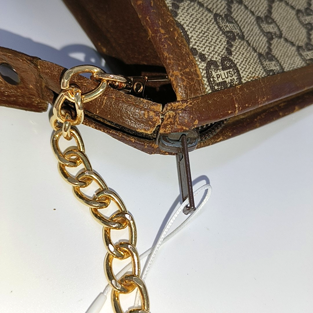 GUCCI Ebony Coated Canvas La Vieille Russie Handbag Golden hardware-(SKU)-945953928