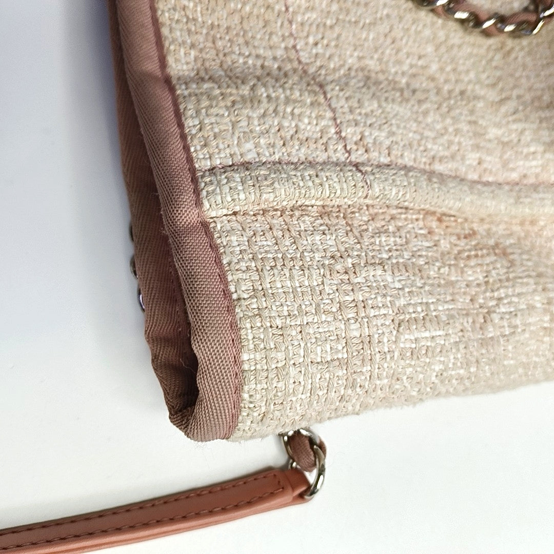 CHANEL DEAUVILLE Small Pink Canvas Shoulder Bag with Silver Hardware, 25 Clasps-(SKU)-969333382