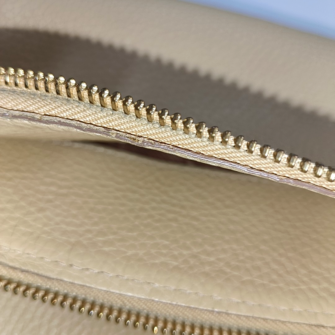 EMPORIO ARMANI Khaki Calf Leather Crossbody Shoulder Bag Golden hardware Removable shoulder strap-(SKU)-933628444