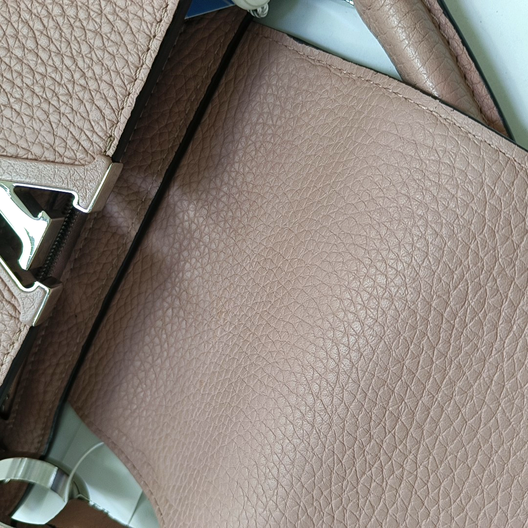LOUIS VUITTON CAPUCINES Medium Size Nude Pink Calfskin Crossbody Bag Shoulder Bag Tote Bag Silver Hardware Removable Strap-(SKU)-954522912