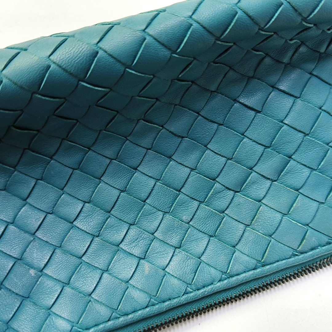 BOTTEGA VENETA Blue-Green Sheepskin Woven Handbag Black hardware-(SKU)-951463854