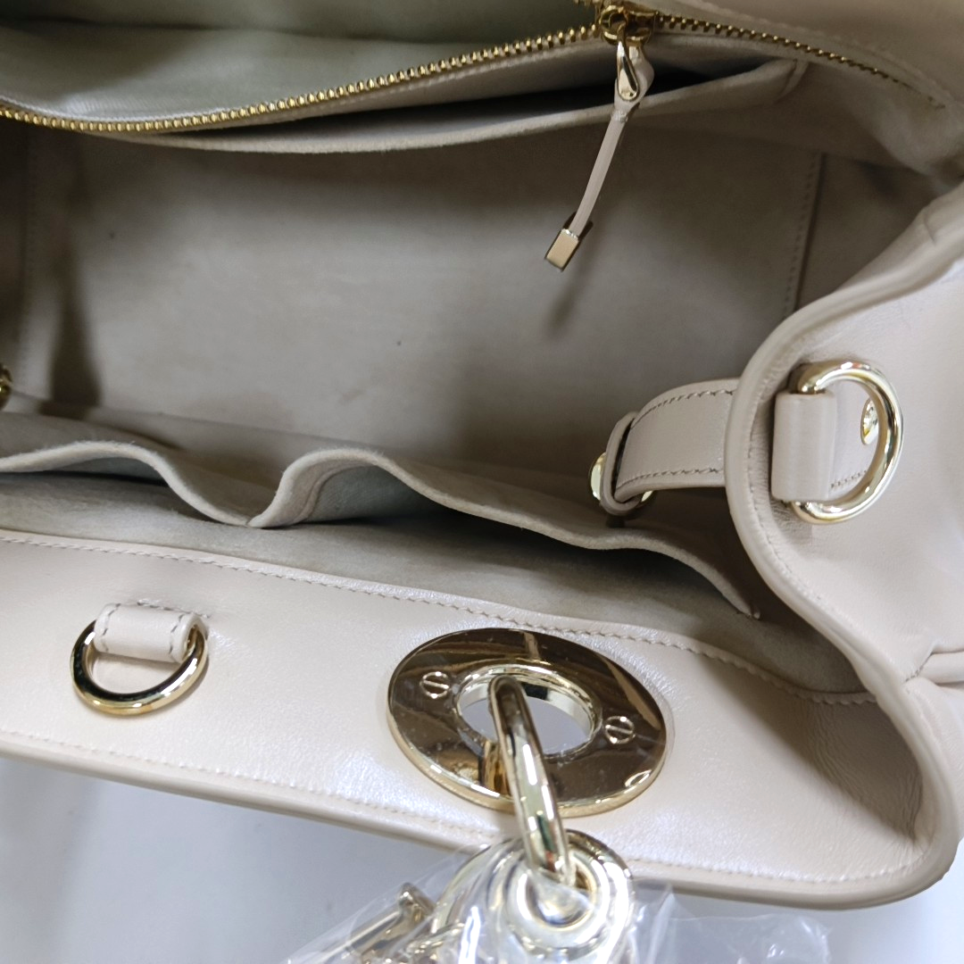DIOR Lady Dior Small Beige Calfskin Cannage Embossed Shoulder Bag Tote Bag Crossbody Bag Golden Hardware Removable Strap-(SKU)-958701204