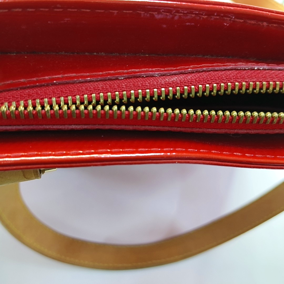 LOUIS VUITTON HOUSTON Red Lacquered Leather Texture Handbag Shoulder Bag Golden hardware Vintage model-(SKU)-943924336