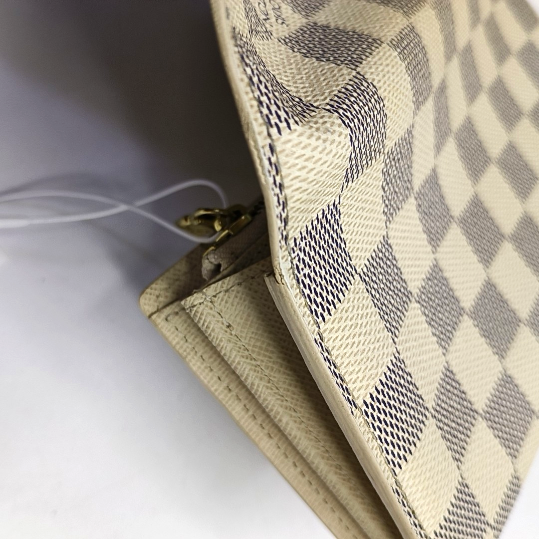 LOUIS VUITTON PORTE MONNAIE White Coated Canvas Checkered Wallet Golden hardware-(SKU)-952912315