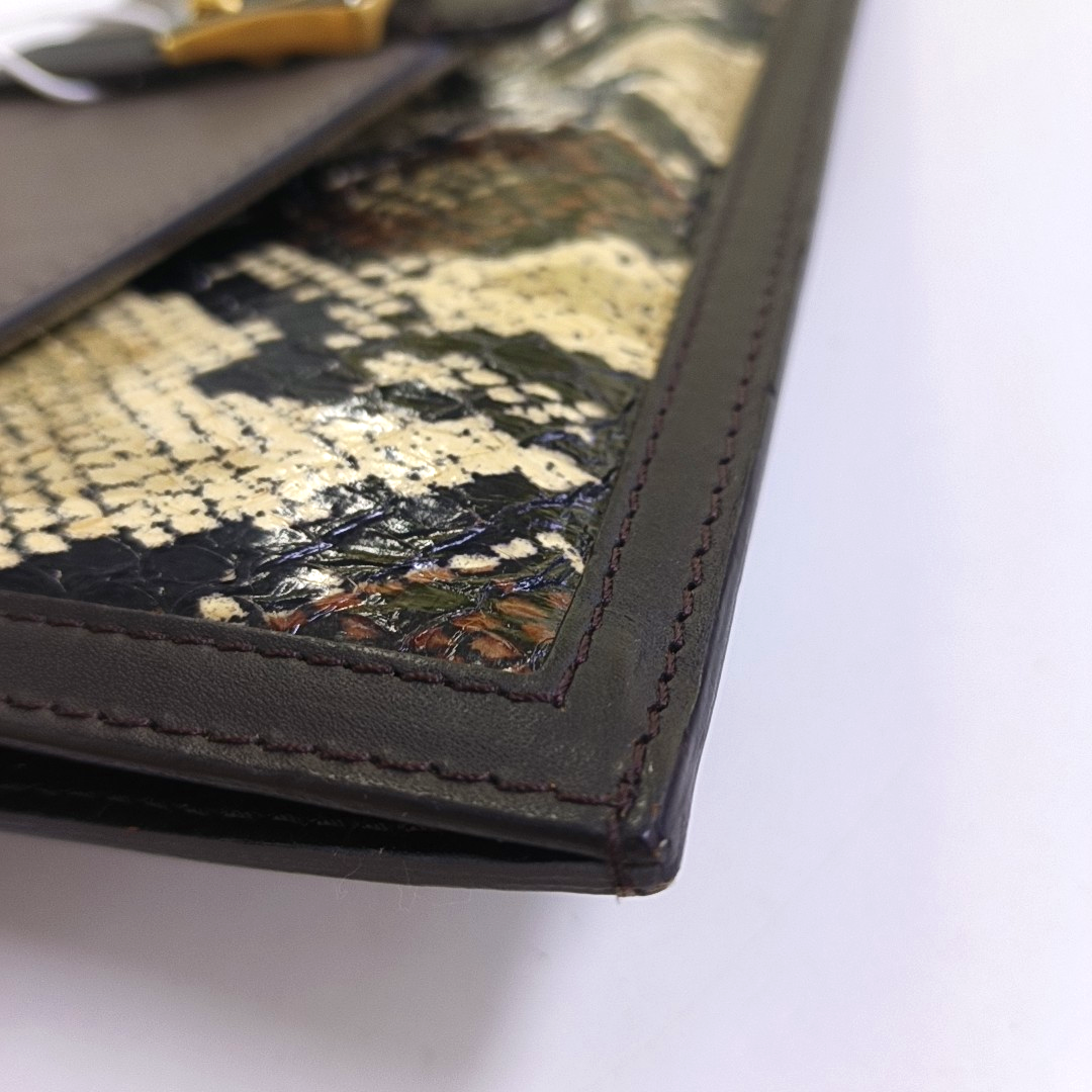 FENDI Gray Snake Skin Clutch Golden hardware-(SKU)-960716690
