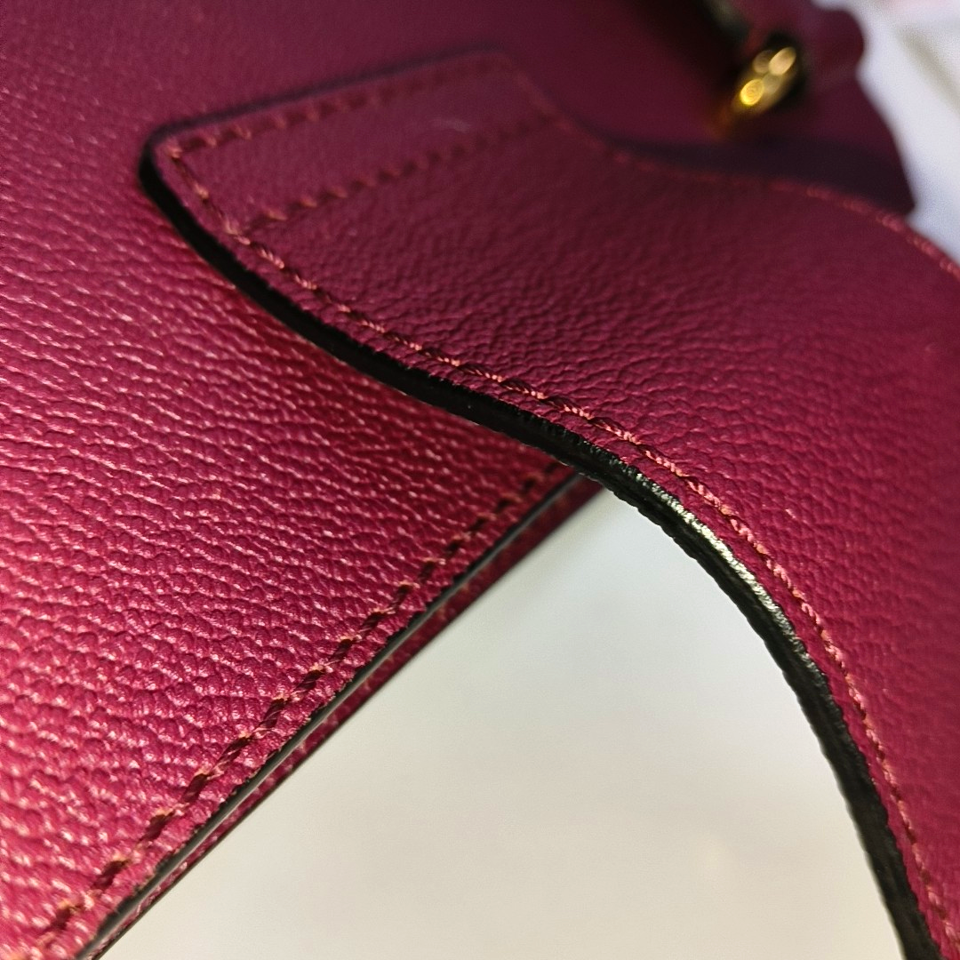 BURBERRY Buckle Burgundy Leather Single Shoulder Bag Golden hardware Removable shoulder strap-(SKU)-940108439
