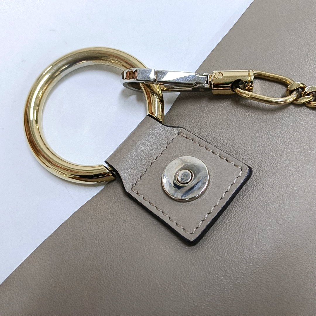 Chloé Faye Medium size Grey Cowhide Crossbody Bag Golden Silver Hardware Removable shoulder strap-(SKU)-960170857