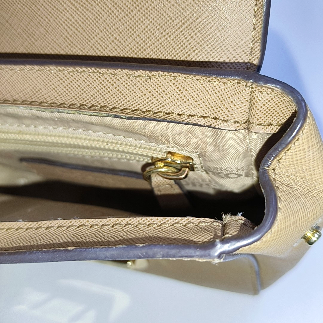 MICHAEL KORS Small size Khaki Leather Embossed Crossbody Bag, Handbag, Shoulder Bag Golden hardware Removable shoulder strap-(SKU)-940776973