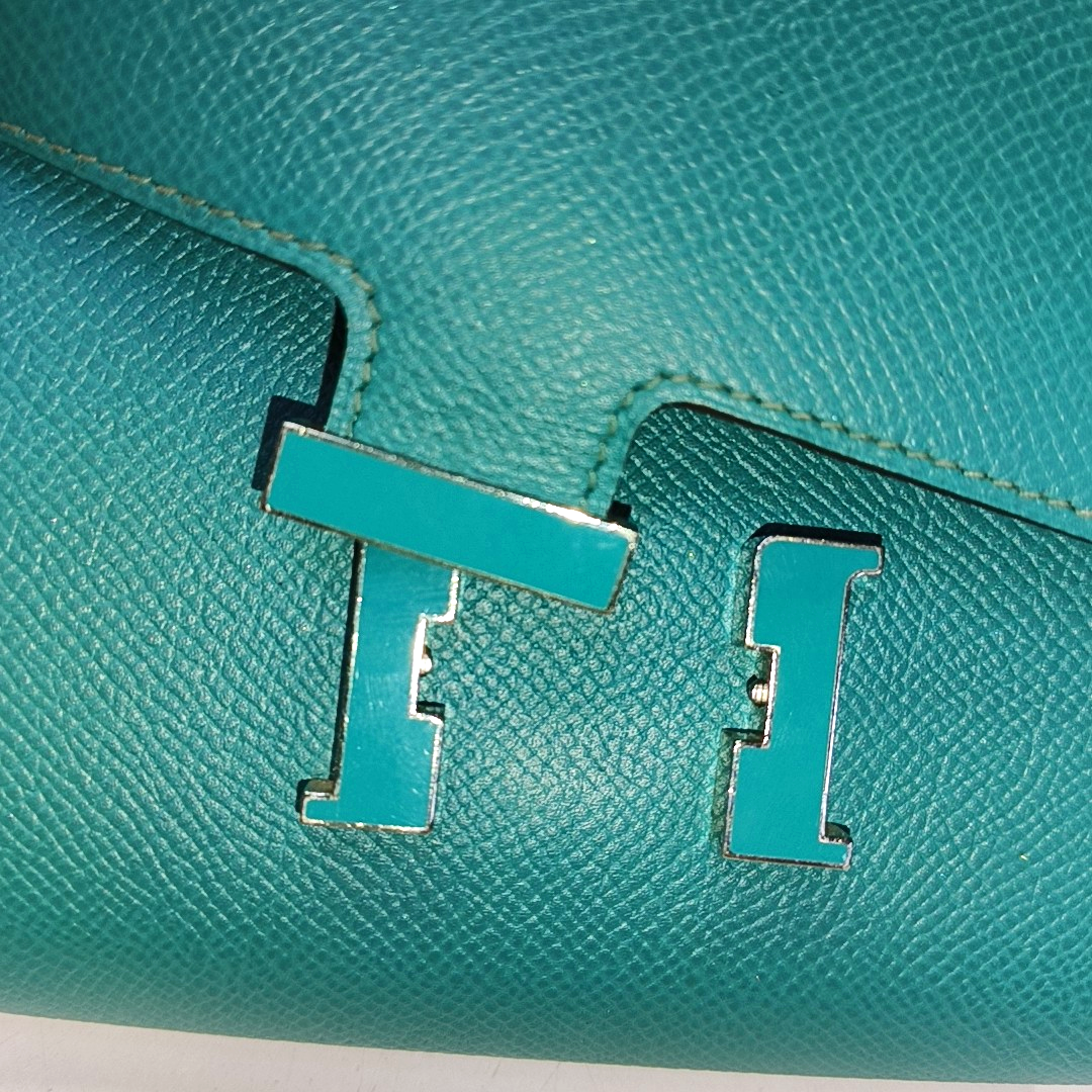 HERMÈS Constance Verona Green Epsom Calfskin Wallet, Green Hardware, A-(SKU)-945960942