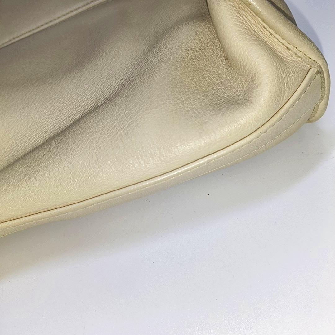 COACH Bucket bag Beige Leather Single Shoulder Bag Golden hardware-(SKU)-934222041