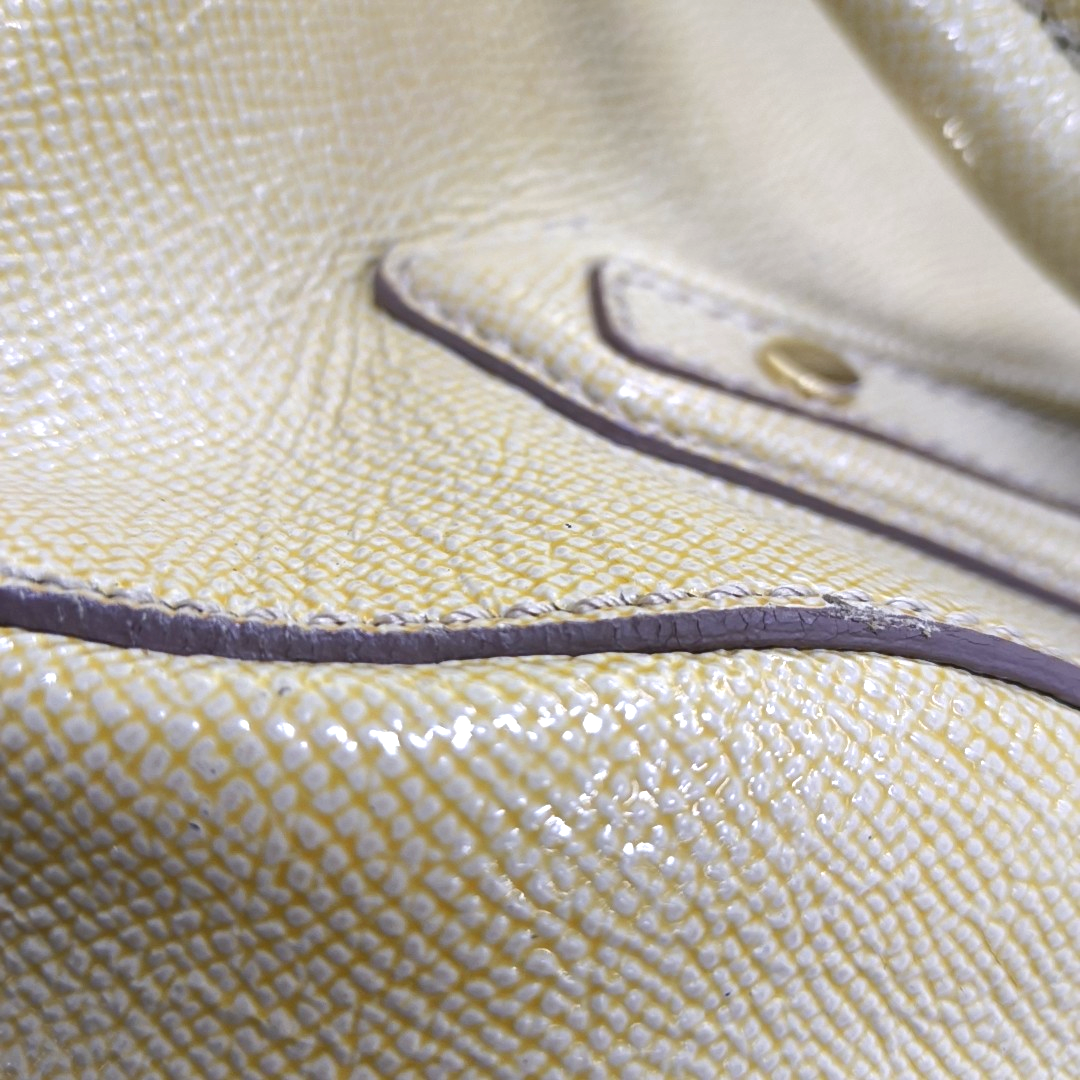 BURBERRY Khaki cowhide embossed handbag Golden hardware-(SKU)-953577933
