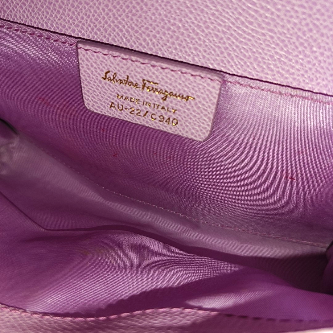 FERRAGAMO Ginny Purple Calf Leather Crossbody Bag Golden hardware Removable shoulder strap-(SKU)-940121051