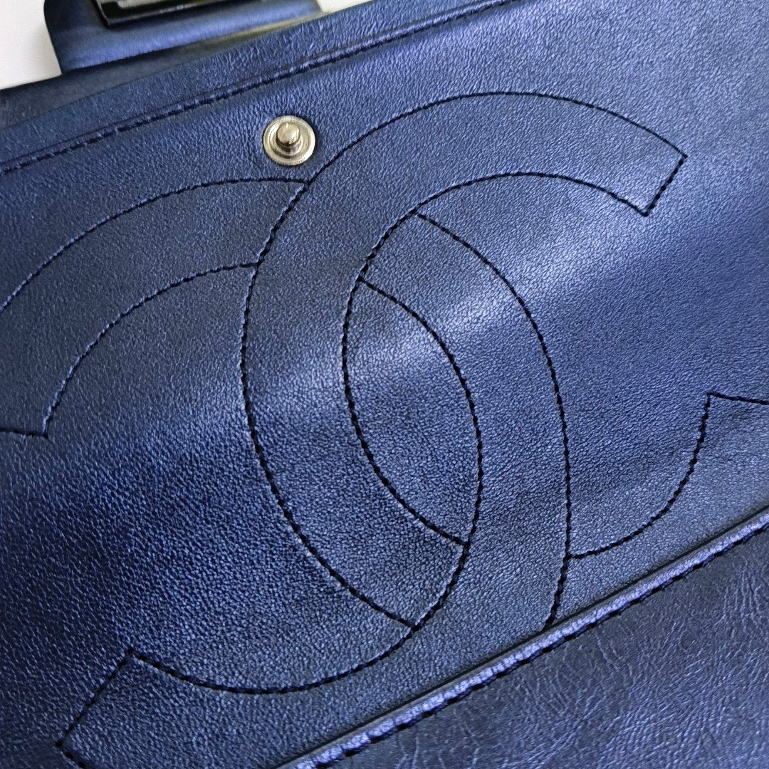 CHANEL 2.55 Maxi Super Large Blue Lamb Leather Quilted Single Shoulder Bag Crossbody Bag Black Hardware 12 Clasp-(SKU)-966137551