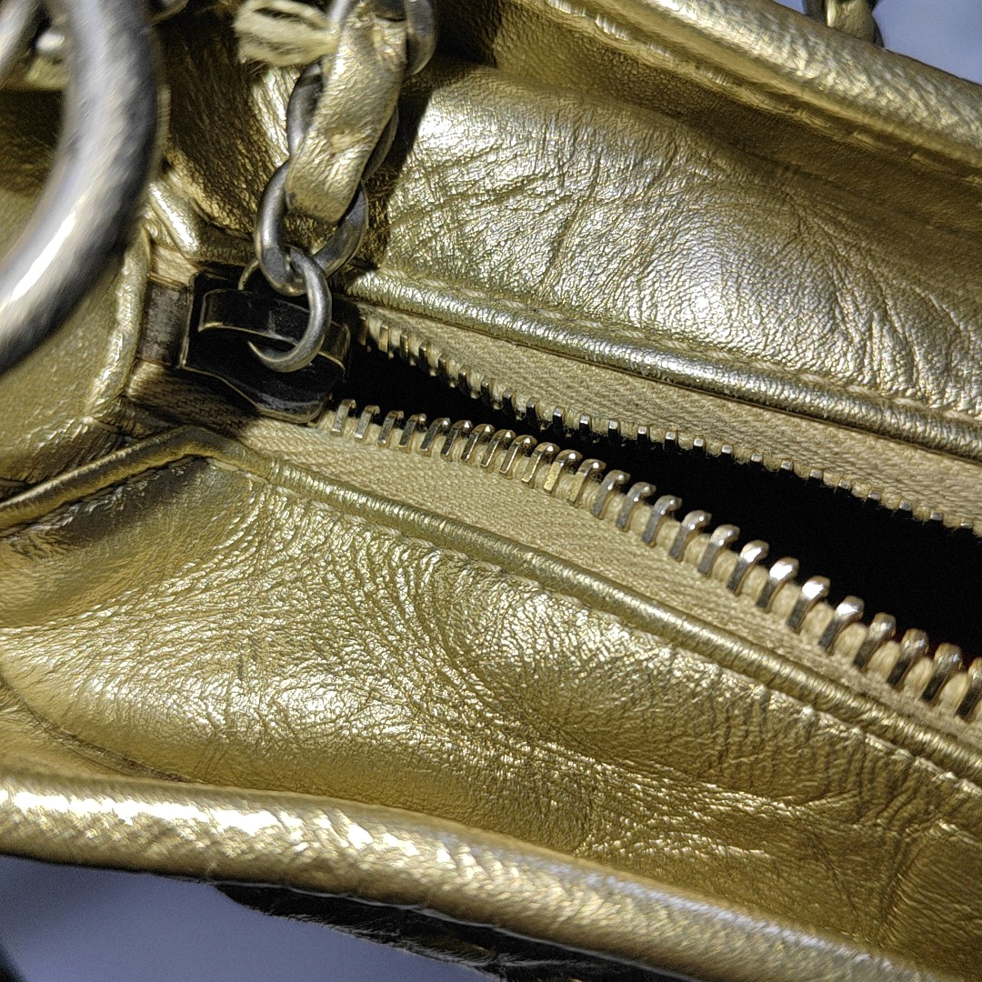 CHANEL GABRIELLE Small Size Gold Calfskin Quilted Crossbody Shoulder Bag Gold Hardware 25 Clasp Removable Strap-(SKU)-934408263