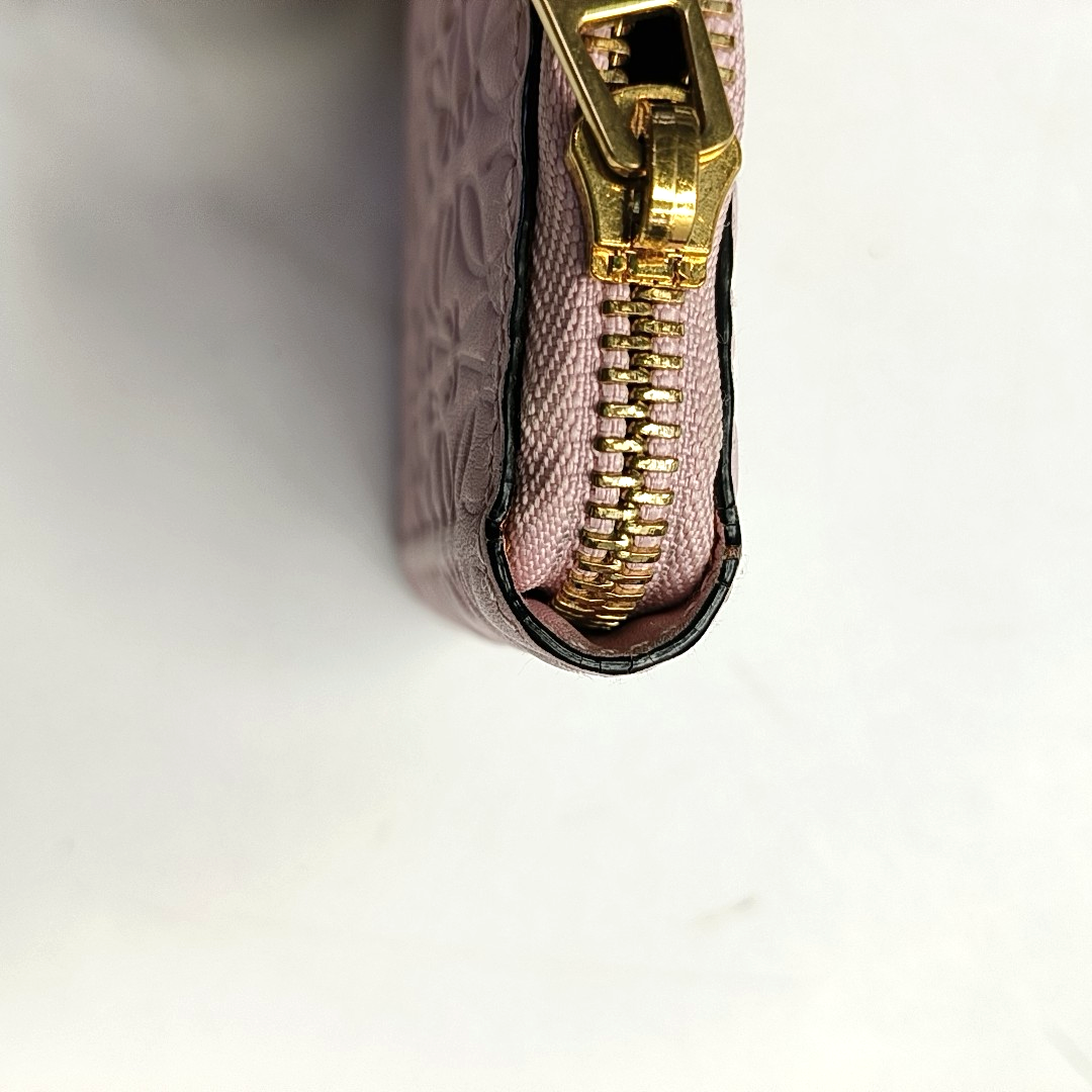 LOEWE Pink Cowhide Embossed Vintage Wallet Golden hardware-(SKU)-956396873