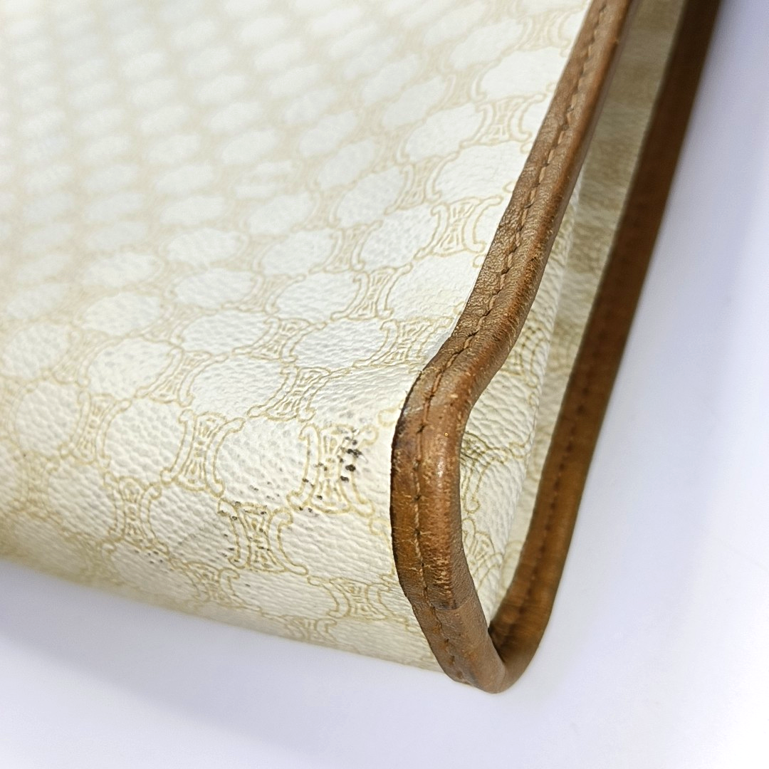 CELINE White Coated Canvas Triumph Handbag Golden hardware-(SKU)-953110143