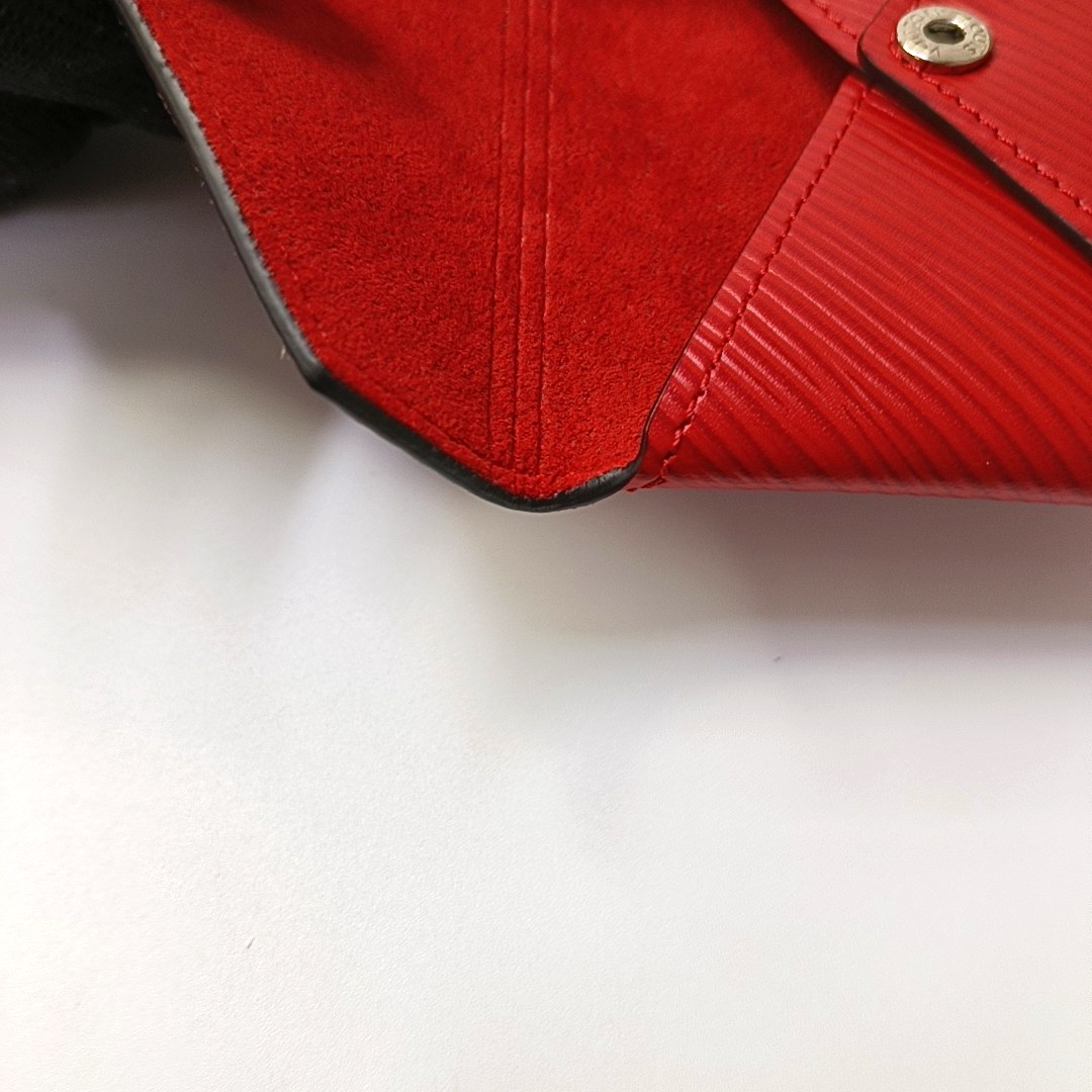 LOUIS VUITTON KIRGAMI 红色EPI牛皮水波纹钱包 Golden hardware-(SKU)-957269073