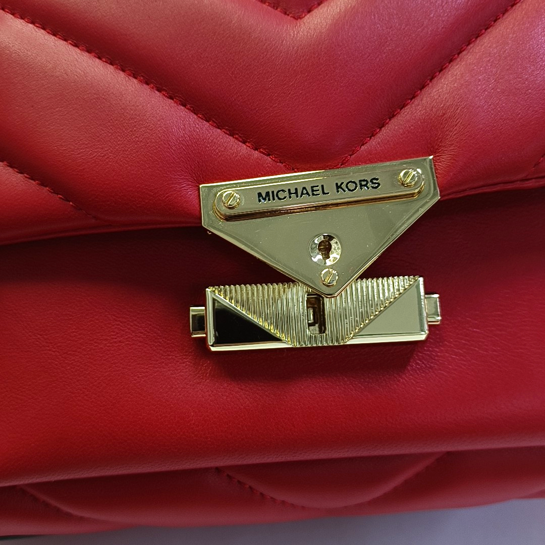 MICHAEL KORS Cece Medium size Red Cowhide Quilted Crossbody Bag Single Shoulder Bag Golden hardware Removable shoulder strap-(SKU)-944079945