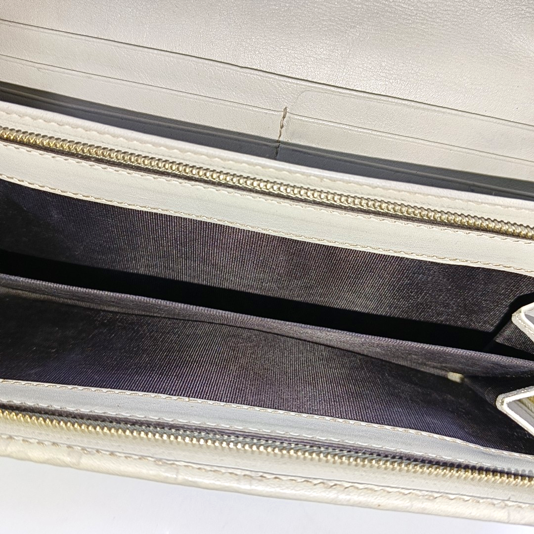 GUCCI Microguccissima Light Gray Cowhide Vintage Embossed Wallet Golden hardware-(SKU)-14418012