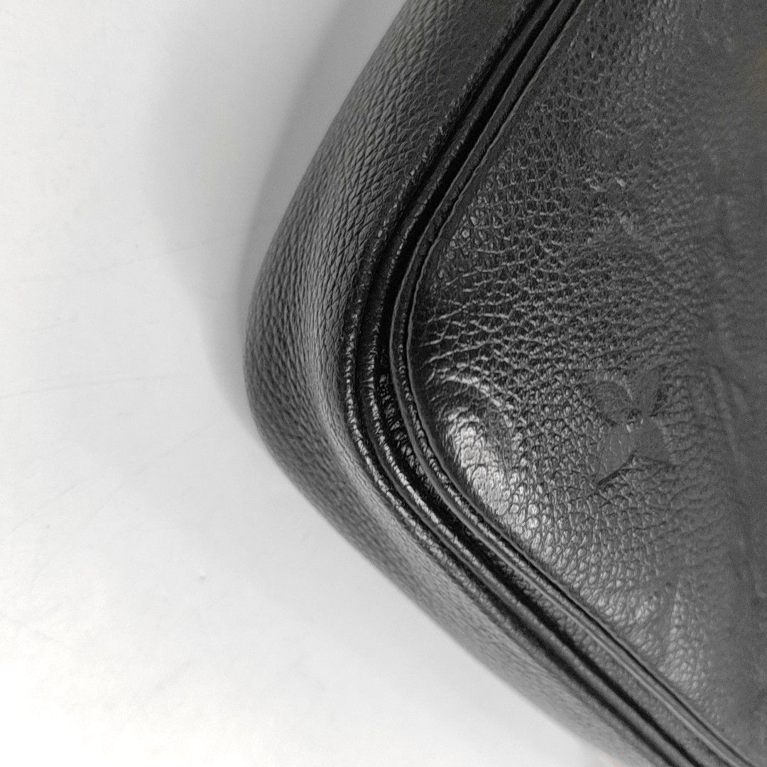 LOUIS VUITTON MÉTIS Medium Black Leather Monogram Vernis Messenger Bag with Shoulder Strap and Handle, Gold Hardware, Detachable Strap-(SKU)-957679450