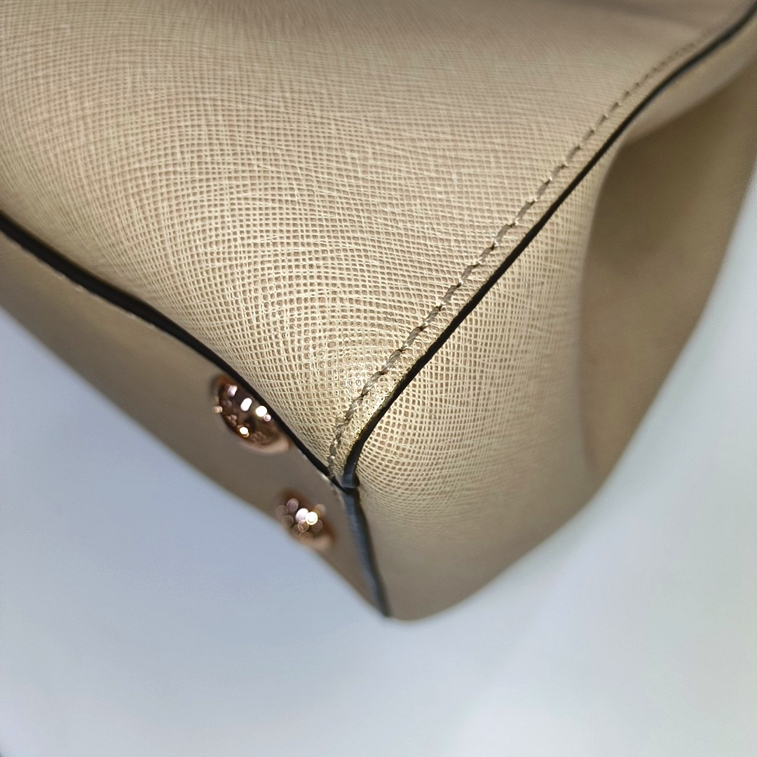MICHAEL KORS Cynthia Medium size Champagne Leather Stamped Single Shoulder Bag Handbag Crossbody Bag Rose Gold Hardware Removable shoulder strap-(SKU)-939079795