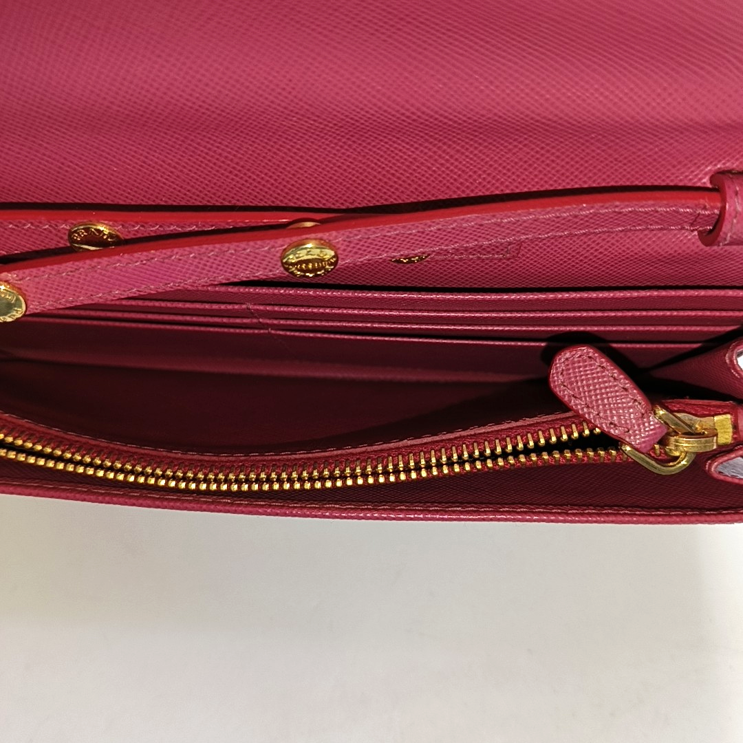 PRADA Pink Cowhide Crosshatch Crossbody and Shoulder Bag Golden hardware Removable shoulder strap-(SKU)-956276892