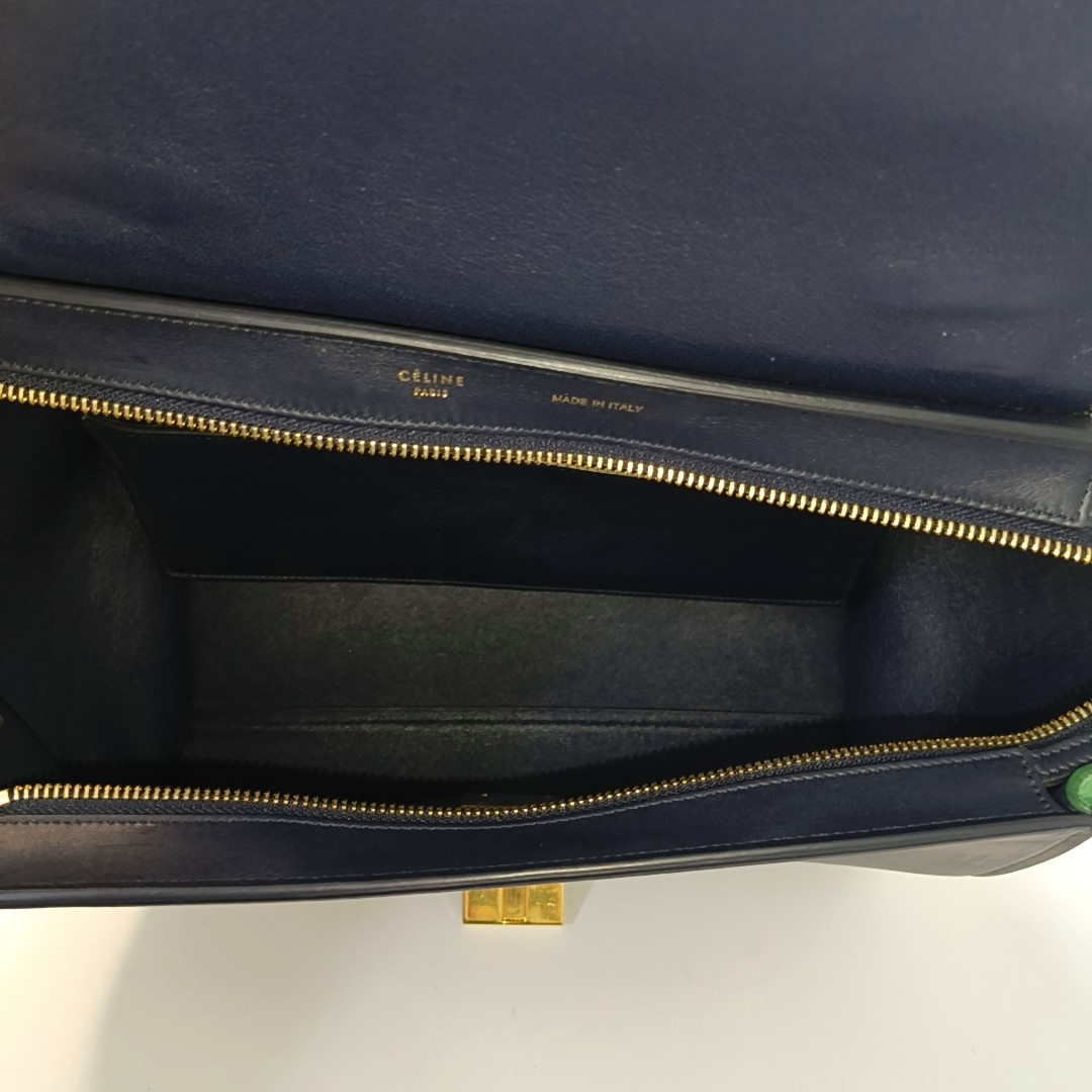 CELINE TRAPEZE Small size Green Cowhide Swing Bag Single Shoulder Bag, Crossbody Bag, Handbag Golden hardware Removable shoulder strap-(SKU)-946576410