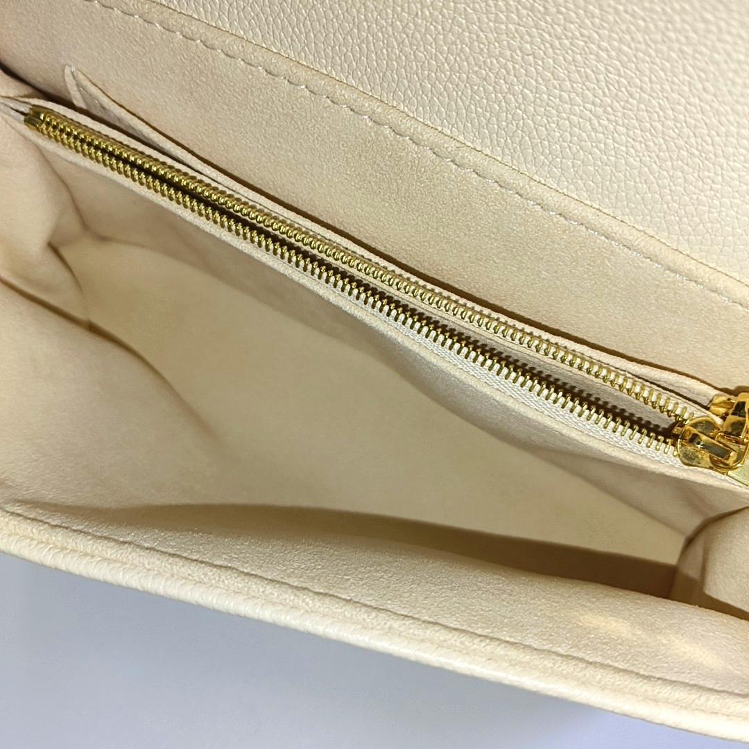 LOUIS VUITTON MADELEIN BB Beige Calfskin Quilted Crossbody Shoulder Bag Handbag Tote Bag Golden Hardware Removable Strap-(SKU)-963269885