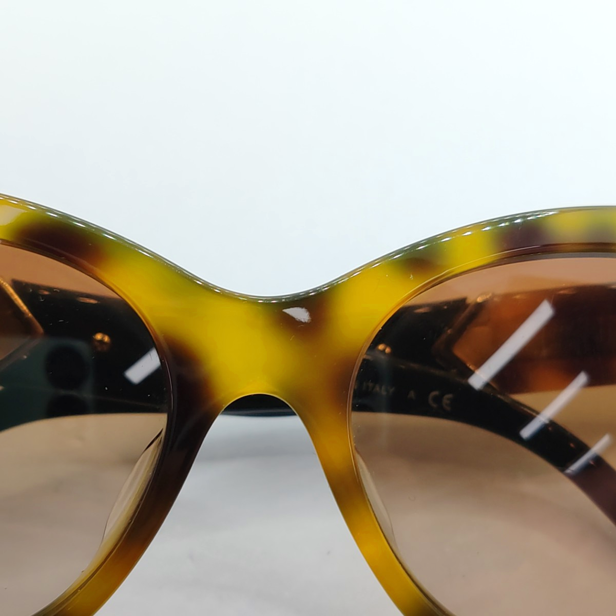 BURBERRY Yellow Synthetic Sunglasses-(SKU)-937376411