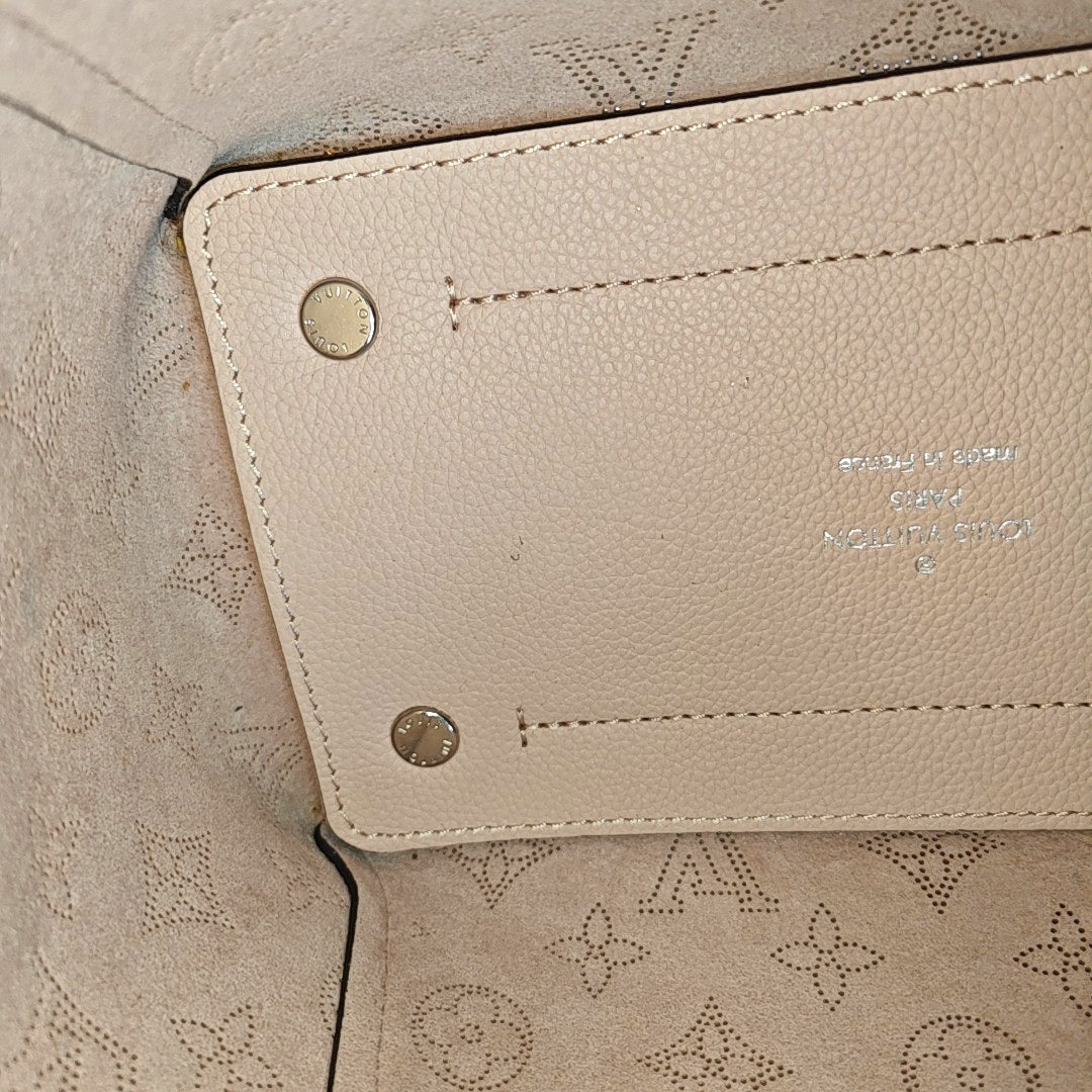 LOUIS VUITTON HINA Small Light Pink Leather Monogram Single Shoulder Bag with Detachable Strap-(SKU)-965813854