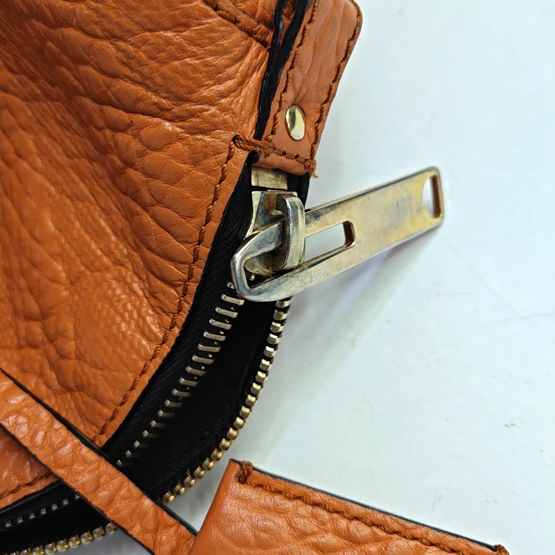 BURBERRY Clifton Brown Cowhide Embossed Single Shoulder Bag Tote Bag Crossbody Bag Golden hardware Removable shoulder strap-(SKU)-957717847