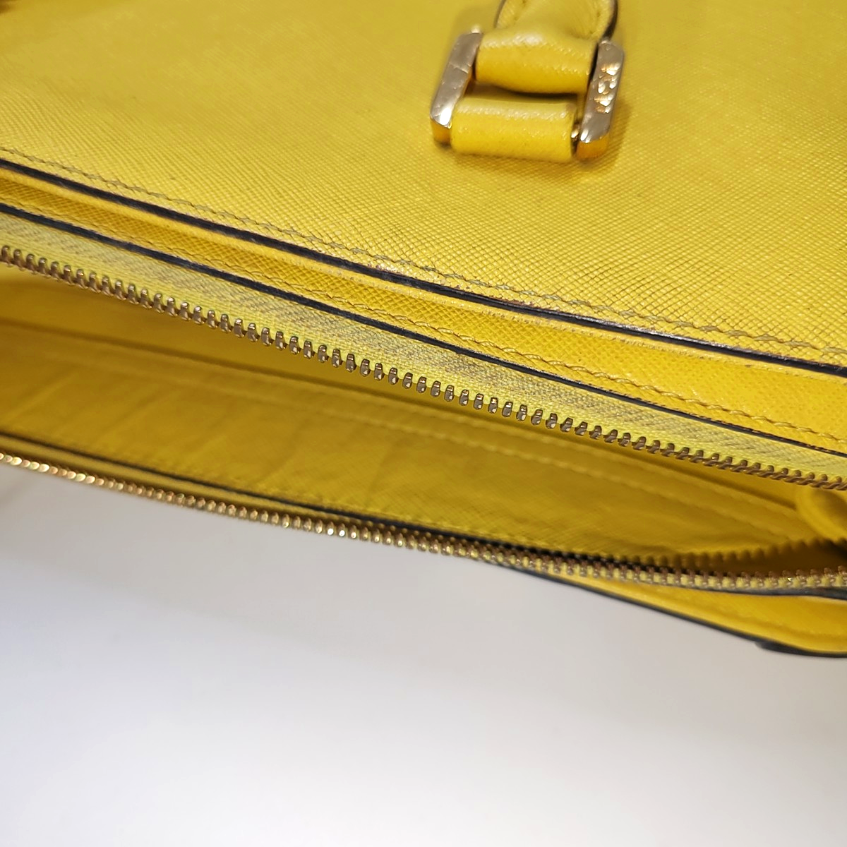MCM NUOVO Yellow Leather Sling Shoulder Bag Golden hardware Removable shoulder strap-(SKU)-940313912