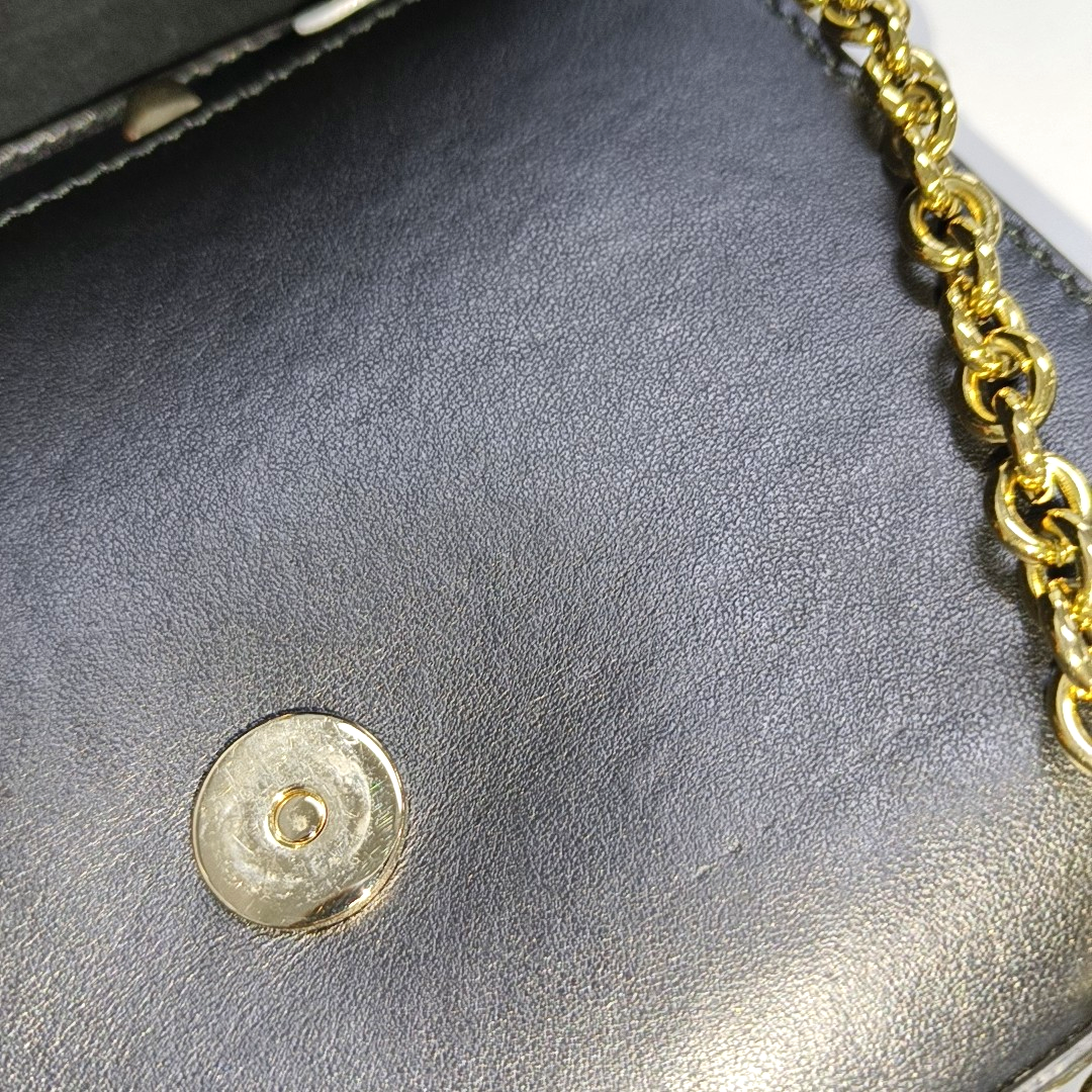 FURLA Black Leather Crossbody Bag Golden hardware Removable shoulder strap-(SKU)-14470958