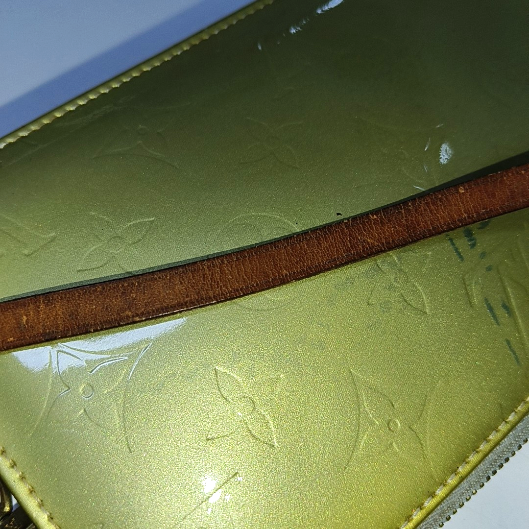 LOUIS VUITTON LEXINGTON Light Green Cowhide Monogrammed Crumpled Shoulder Bag Single Shoulder Bag Golden hardware Removable shoulder strap-(SKU)-939883232