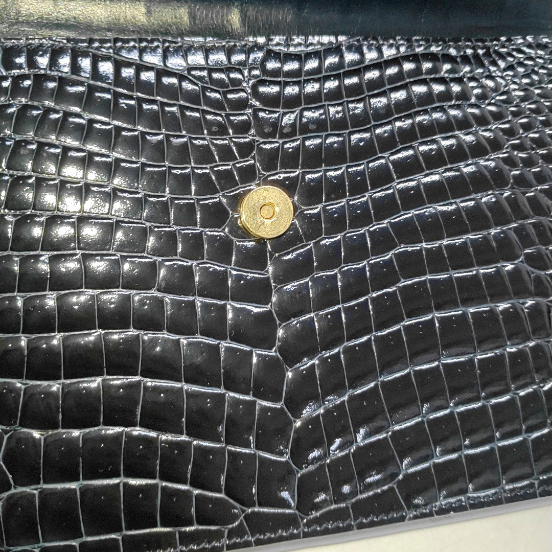 CELINE Black cowhide Arc de Triomphe crocodile-pattern clutch Golden hardware-(SKU)-941957231