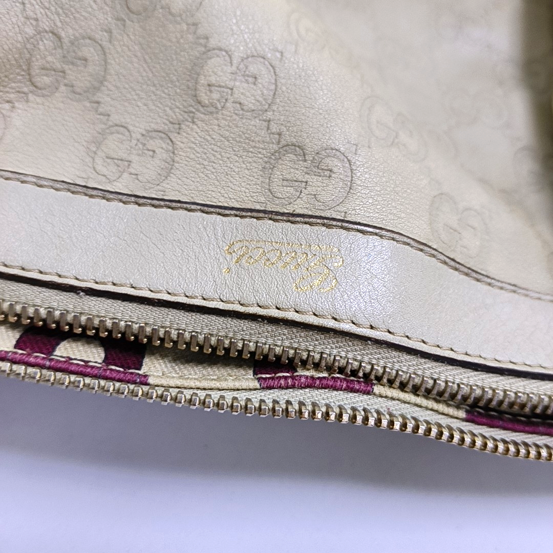 GUCCI Abbey White cowhide 老花压纹 (monogram embossed) shoulder bag/handbag Golden hardware-(SKU)-957784065