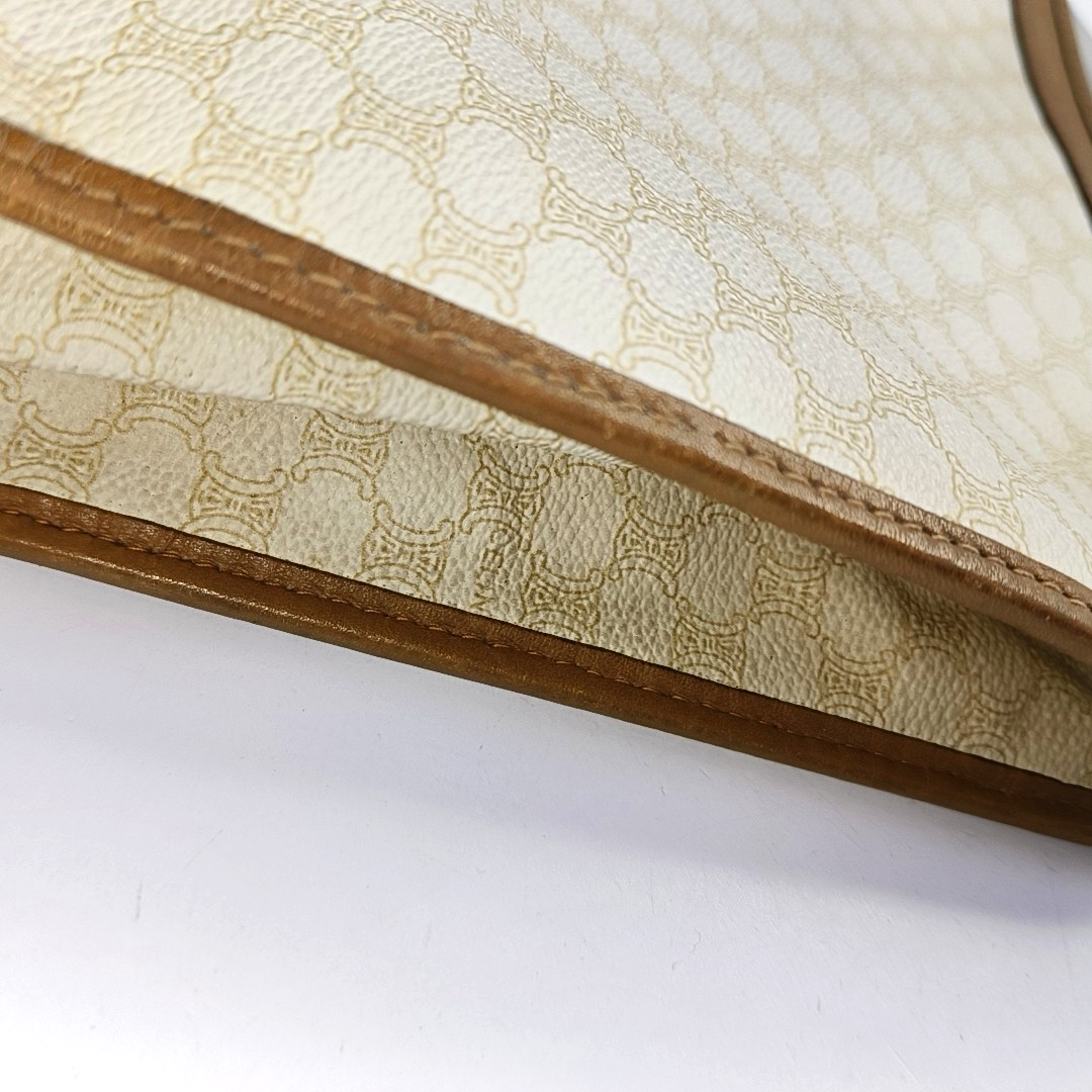 CELINE White Coated Canvas Triumph Handbag Golden hardware-(SKU)-953110143