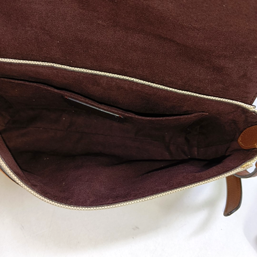 COACH 26 Khaki Canvas Carriage Crossbody Bag Single Shoulder Bag Tote Bag Golden hardware shoulder straps-(SKU)-941737076